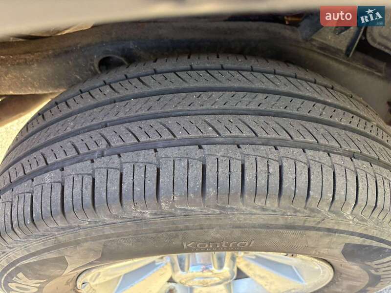 Позашляховик / Кросовер Mitsubishi Pajero 2007 в Хмельницькому