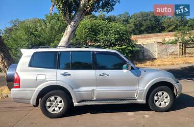 Позашляховик / Кросовер Mitsubishi Pajero 2003 в Одесі