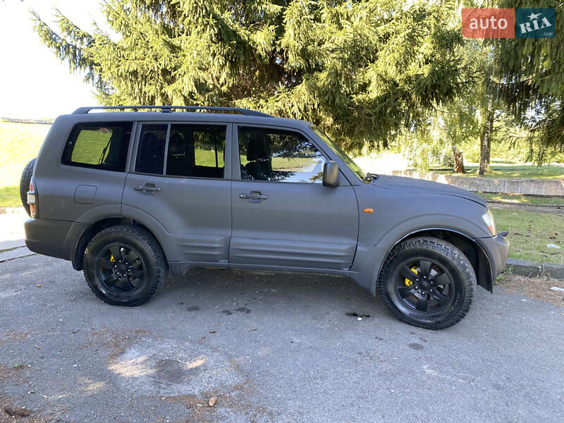 Внедорожник / Кроссовер Mitsubishi Pajero 2002 в Дубно фото 3 Внедорожник / Кроссовер Mitsubishi Pajero 2002 в Дубно