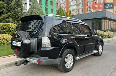 Внедорожник / Кроссовер Mitsubishi Pajero 2007 в 