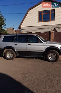 Позашляховик / Кросовер Mitsubishi Pajero 2003 в Дніпрі