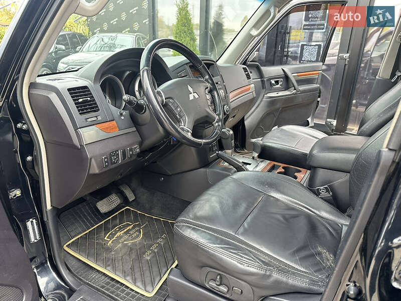 Внедорожник / Кроссовер Mitsubishi Pajero 2008 в Харькове