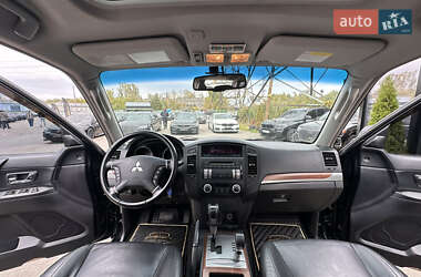 Внедорожник / Кроссовер Mitsubishi Pajero 2008 в 