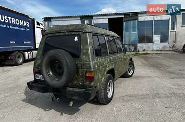 Внедорожник / Кроссовер Mitsubishi Pajero 1988 в 