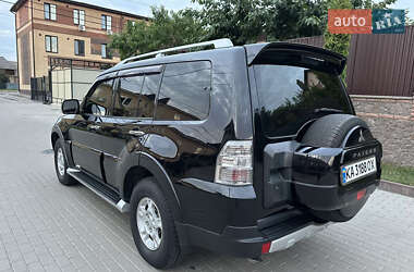 Внедорожник / Кроссовер Mitsubishi Pajero 2007 в 