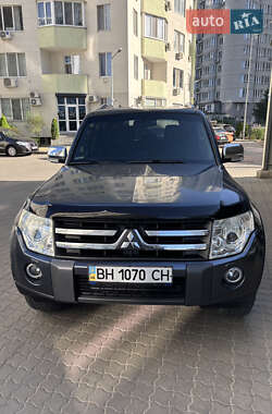 Внедорожник / Кроссовер Mitsubishi Pajero 2008 в Одессе