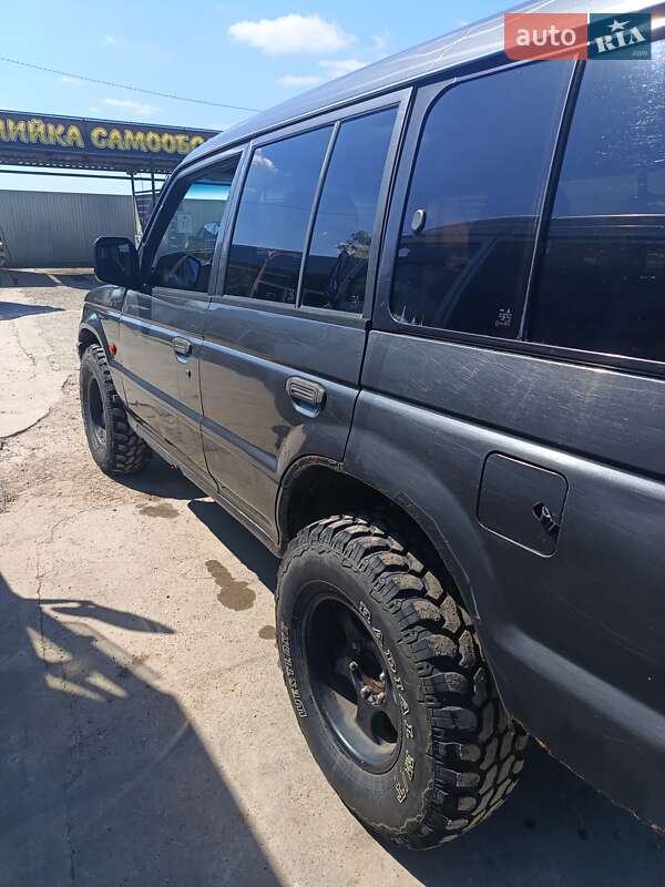 Внедорожник / Кроссовер Mitsubishi Pajero 1991 в Покровском