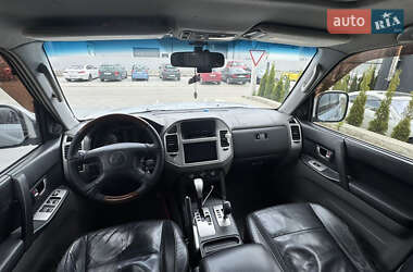 Внедорожник / Кроссовер Mitsubishi Pajero 2004 в 