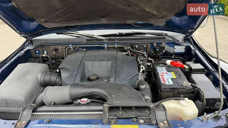 Внедорожник / Кроссовер Mitsubishi Pajero 2001 в Львове