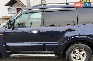 Внедорожник / Кроссовер Mitsubishi Pajero 2001 в 