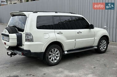 Внедорожник / Кроссовер Mitsubishi Pajero 2007 в 