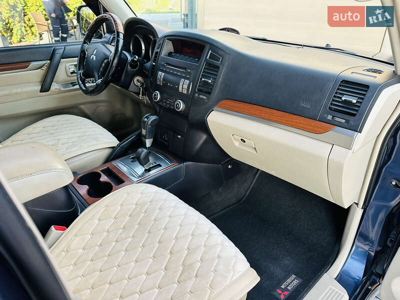 Позашляховик / Кросовер Mitsubishi Pajero 2008 в Дніпрі фото 11 Позашляховик / Кросовер Mitsubishi Pajero 2008 в Дніпрі