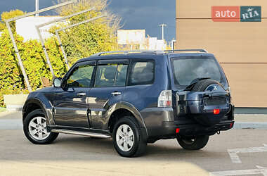 Внедорожник / Кроссовер Mitsubishi Pajero 2008 в 