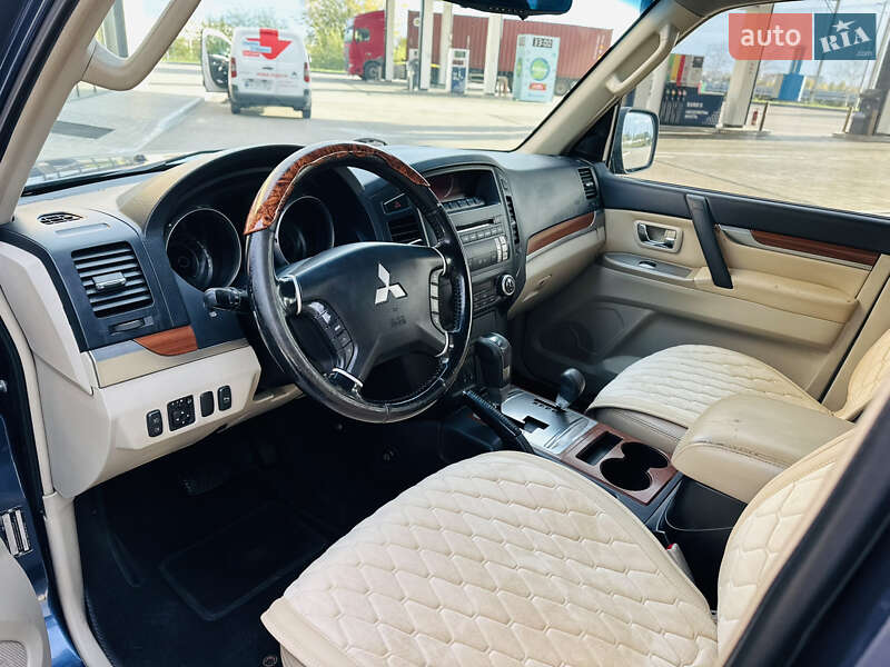 Позашляховик / Кросовер Mitsubishi Pajero 2008 в Дніпрі фото 25 Позашляховик / Кросовер Mitsubishi Pajero 2008 в Дніпрі