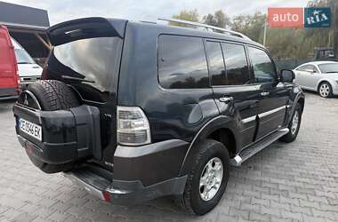 Внедорожник / Кроссовер Mitsubishi Pajero 2007 в 