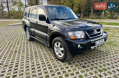 Внедорожник / Кроссовер Mitsubishi Pajero 2001 в Коломые