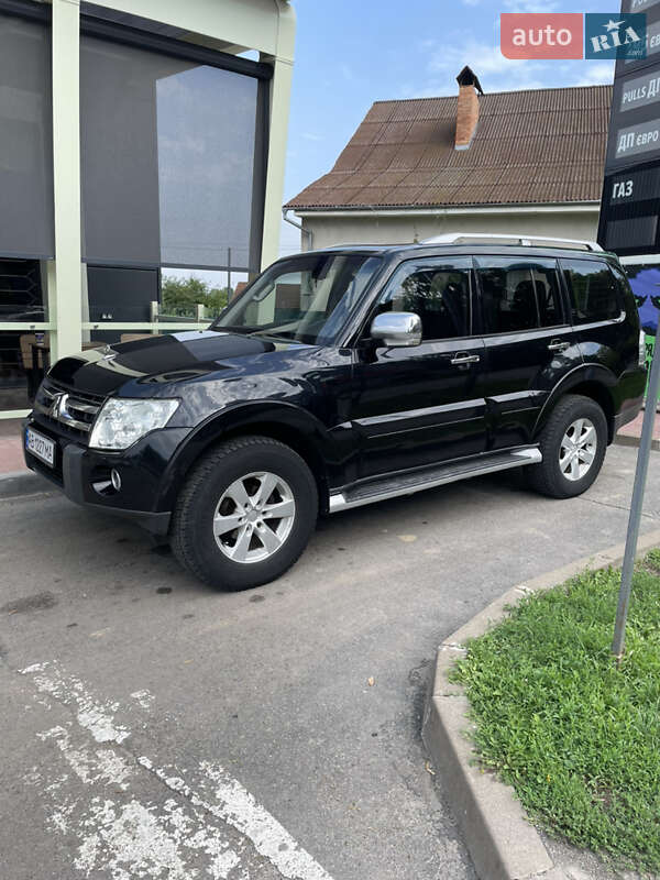 Внедорожник / Кроссовер Mitsubishi Pajero 2007 в Жмеринке фото 2 Внедорожник / Кроссовер Mitsubishi Pajero 2007 в Жмеринке