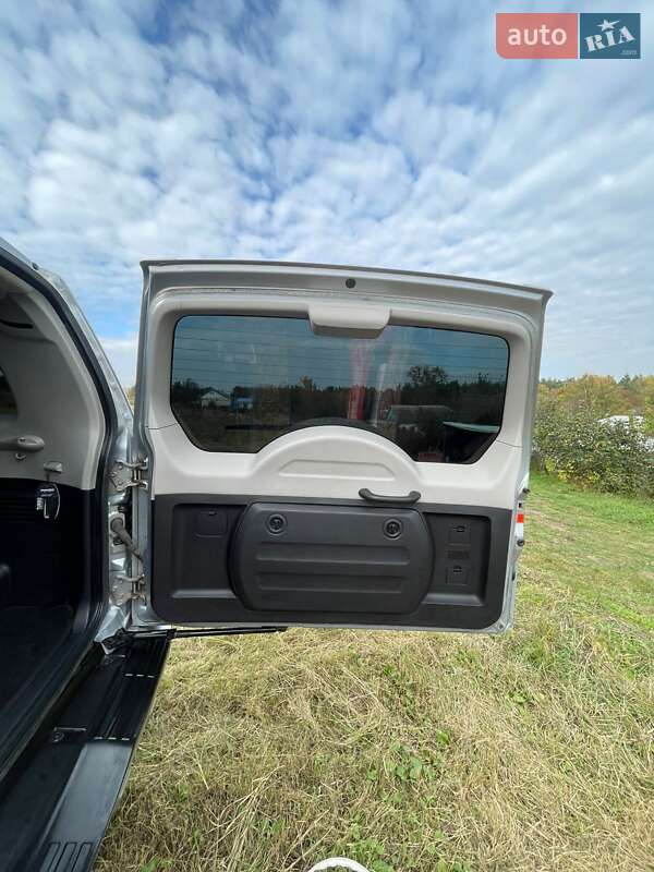 Внедорожник / Кроссовер Mitsubishi Pajero 2010 в Шостке