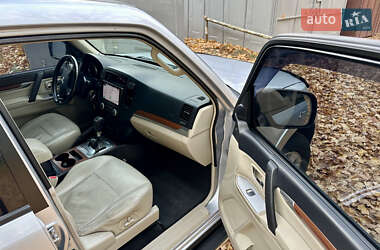 Внедорожник / Кроссовер Mitsubishi Pajero 2007 в 