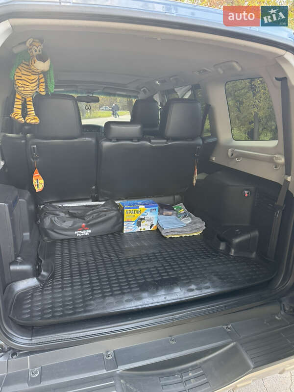 Внедорожник / Кроссовер Mitsubishi Pajero 2008 в Кривом Роге фото 12 Внедорожник / Кроссовер Mitsubishi Pajero 2008 в Кривом Роге