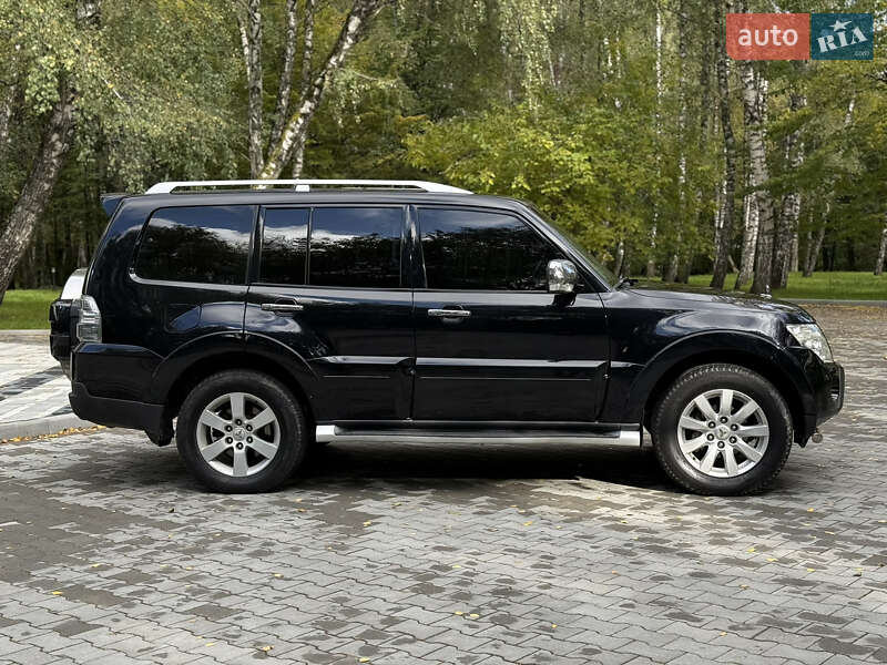 Внедорожник / Кроссовер Mitsubishi Pajero 2008 в Тернополе фото 5 Внедорожник / Кроссовер Mitsubishi Pajero 2008 в Тернополе