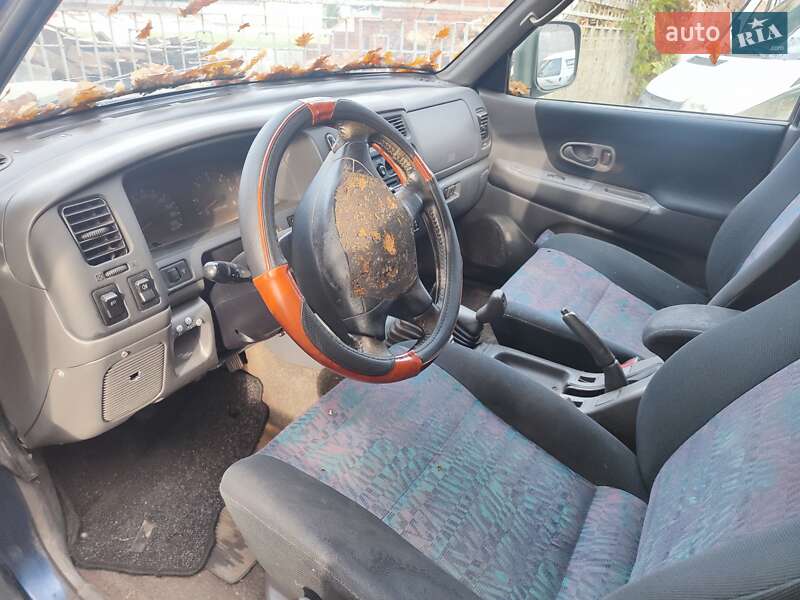 Внедорожник / Кроссовер Mitsubishi Pajero 1999 в Киеве