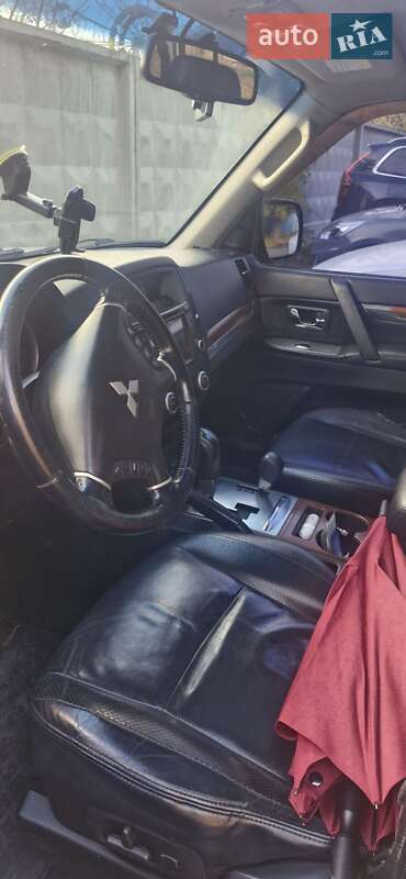 Внедорожник / Кроссовер Mitsubishi Pajero 2007 в Полтаве