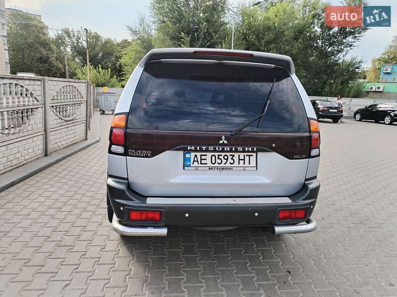 Внедорожник / Кроссовер Mitsubishi Pajero 2004 в Кривом Роге фото 4 Внедорожник / Кроссовер Mitsubishi Pajero 2004 в Кривом Роге