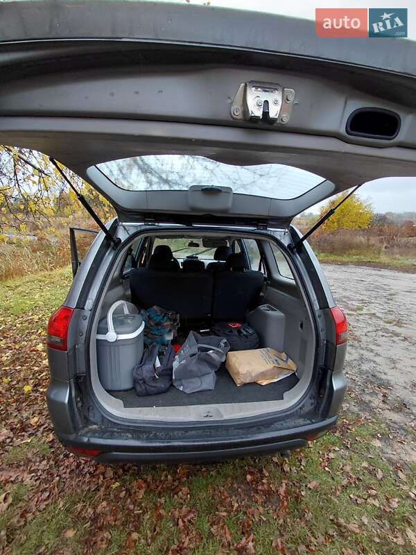 Позашляховик / Кросовер Mitsubishi Pajero 2013 в Харкові фото 8 Позашляховик / Кросовер Mitsubishi Pajero 2013 в Харкові