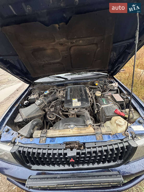 Внедорожник / Кроссовер Mitsubishi Pajero 1999 в Шостке