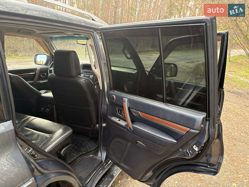 Внедорожник / Кроссовер Mitsubishi Pajero 2008 в Чугуеве фото 21 Внедорожник / Кроссовер Mitsubishi Pajero 2008 в Чугуеве
