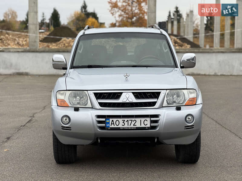 Внедорожник / Кроссовер Mitsubishi Pajero 2007 в Мукачево