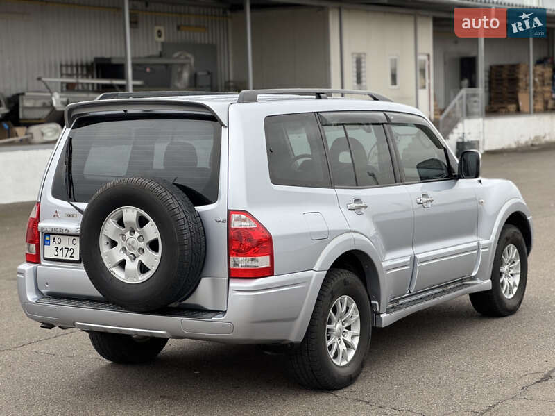 Внедорожник / Кроссовер Mitsubishi Pajero 2007 в Мукачево