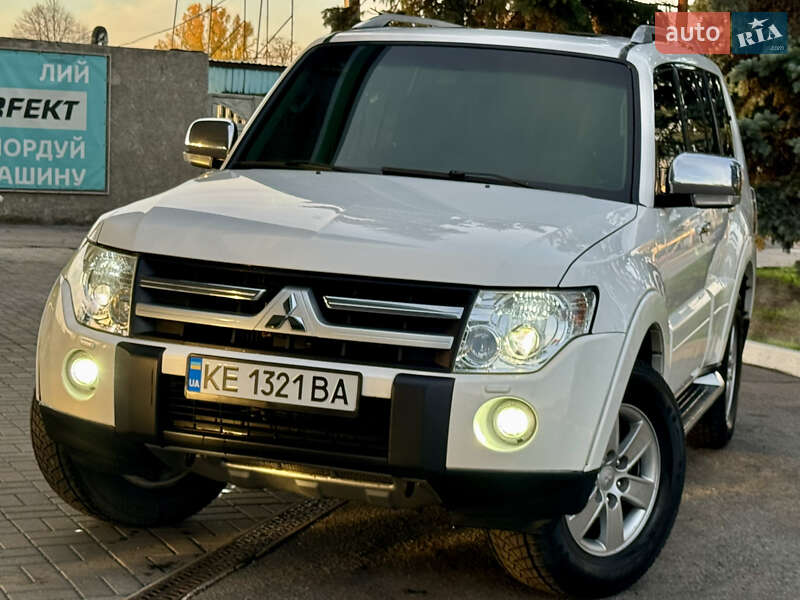 Внедорожник / Кроссовер Mitsubishi Pajero 2008 в Днепре фото 3 Внедорожник / Кроссовер Mitsubishi Pajero 2008 в Днепре