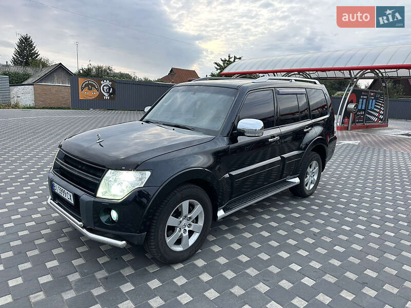 Внедорожник / Кроссовер Mitsubishi Pajero 2007 в Полтаве