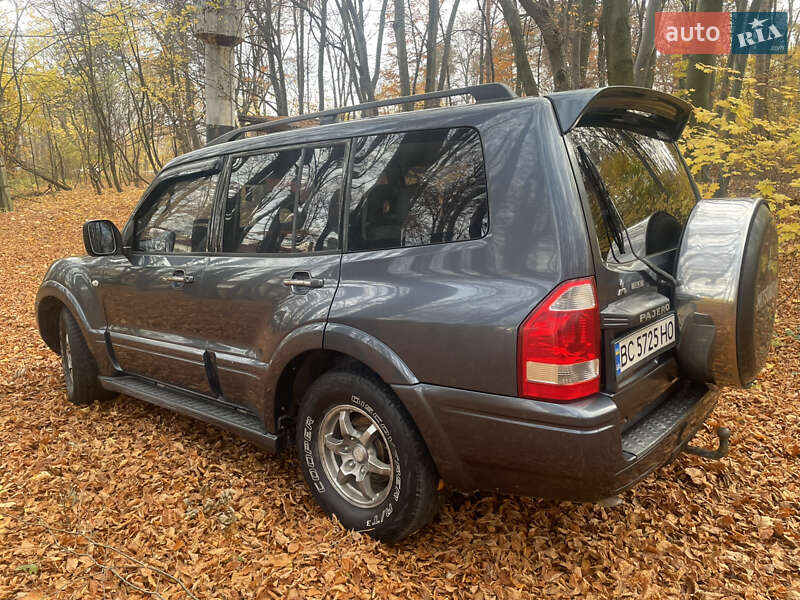 Внедорожник / Кроссовер Mitsubishi Pajero 2006 в Львове