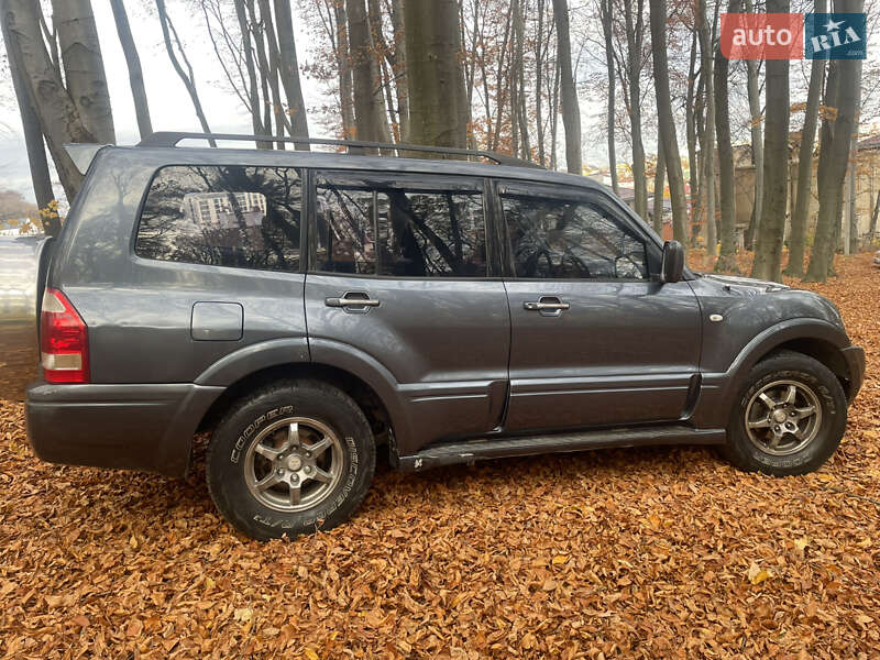 Внедорожник / Кроссовер Mitsubishi Pajero 2006 в Львове