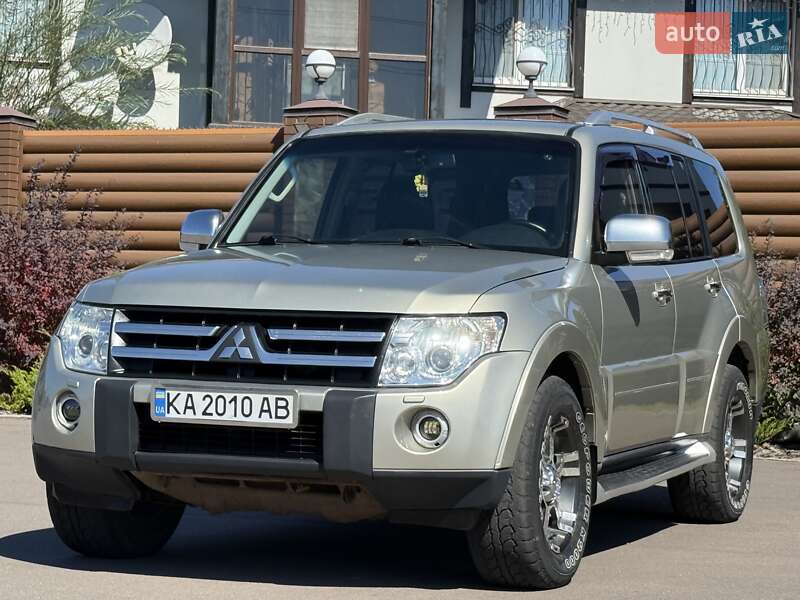 Внедорожник / Кроссовер Mitsubishi Pajero 2008 в Борисполе фото 4 Внедорожник / Кроссовер Mitsubishi Pajero 2008 в Борисполе