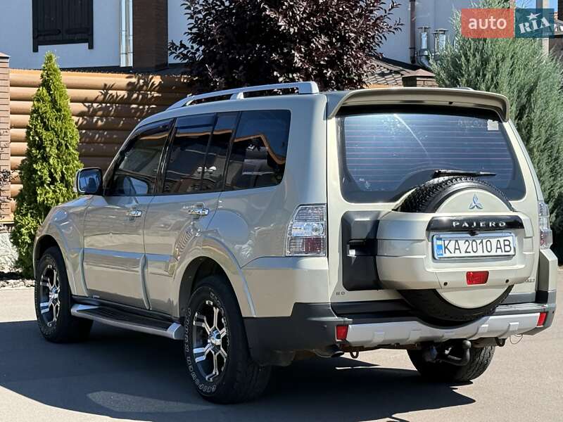 Внедорожник / Кроссовер Mitsubishi Pajero 2008 в Борисполе фото 28 Внедорожник / Кроссовер Mitsubishi Pajero 2008 в Борисполе