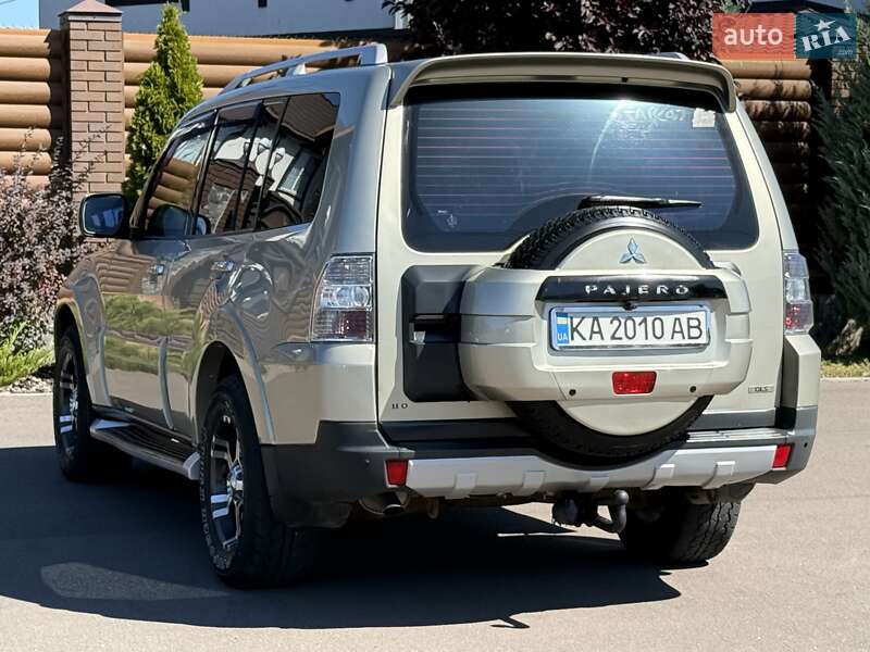 Внедорожник / Кроссовер Mitsubishi Pajero 2008 в Борисполе фото 31 Внедорожник / Кроссовер Mitsubishi Pajero 2008 в Борисполе