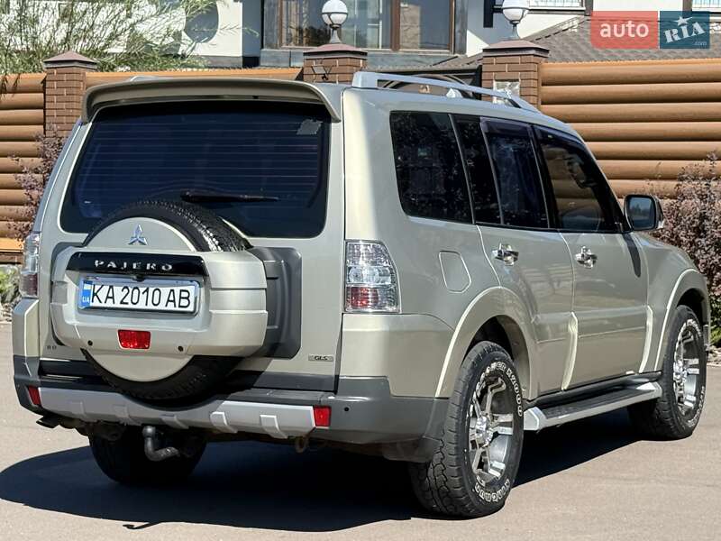 Внедорожник / Кроссовер Mitsubishi Pajero 2008 в Борисполе фото 43 Внедорожник / Кроссовер Mitsubishi Pajero 2008 в Борисполе