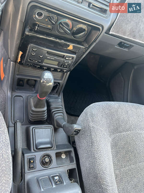 Позашляховик / Кросовер Mitsubishi Pajero 1996 в Нововолинську фото 10 Позашляховик / Кросовер Mitsubishi Pajero 1996 в Нововолинську