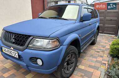 Внедорожник / Кроссовер Mitsubishi Pajero 2001 в Киеве