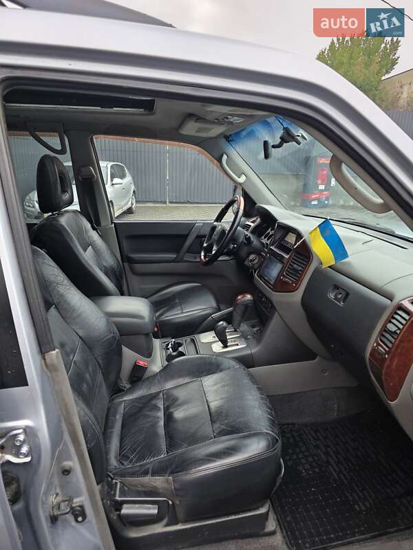 Позашляховик / Кросовер Mitsubishi Pajero 2007 в Хмельницькому фото 27 Позашляховик / Кросовер Mitsubishi Pajero 2007 в Хмельницькому