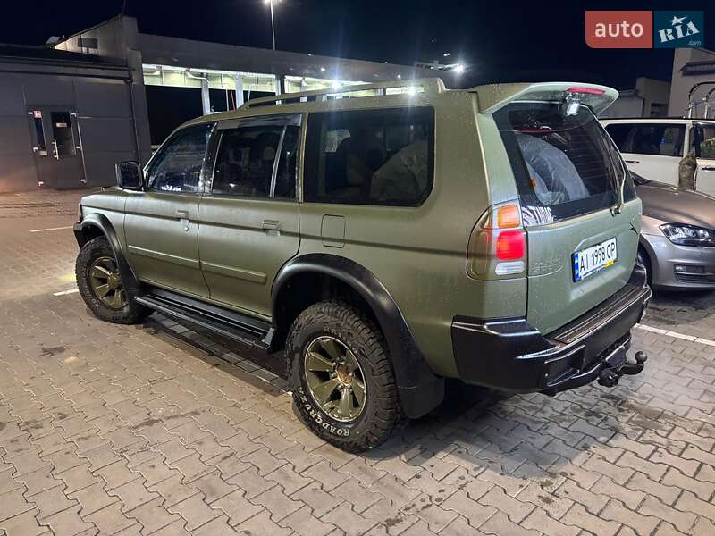 Внедорожник / Кроссовер Mitsubishi Pajero 2004 в Киеве фото 5 Внедорожник / Кроссовер Mitsubishi Pajero 2004 в Киеве