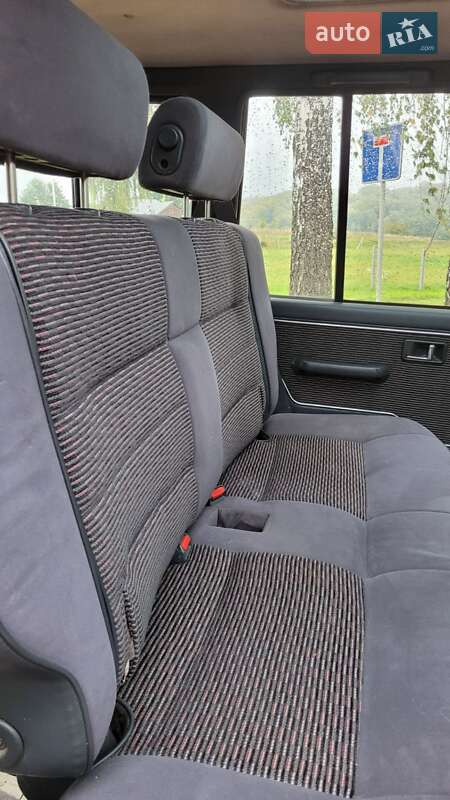 Позашляховик / Кросовер Mitsubishi Pajero 1989 в Львові фото 6 Позашляховик / Кросовер Mitsubishi Pajero 1989 в Львові