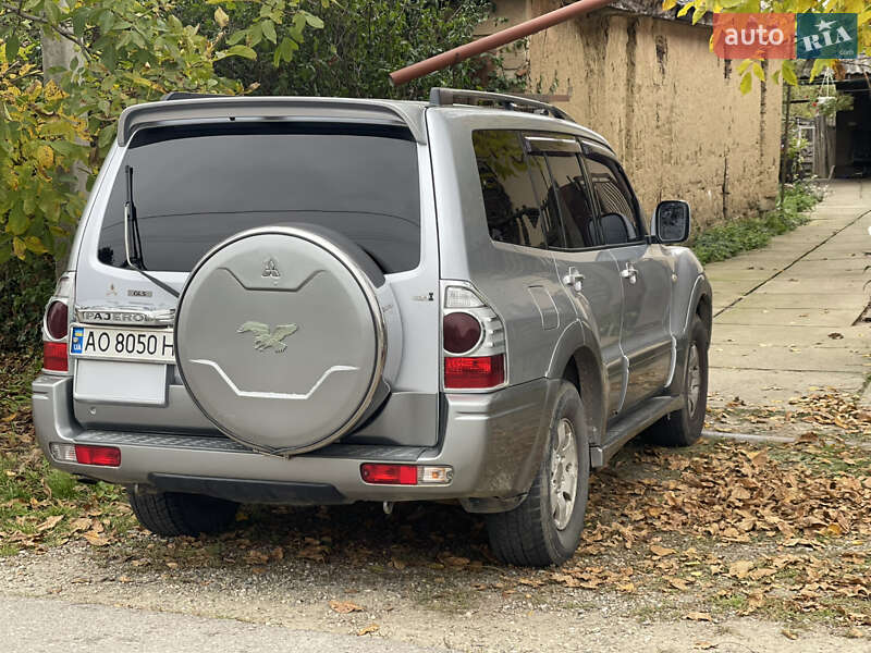 Внедорожник / Кроссовер Mitsubishi Pajero 2005 в Берегово фото 10 Внедорожник / Кроссовер Mitsubishi Pajero 2005 в Берегово
