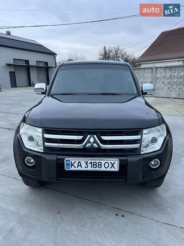 Позашляховик / Кросовер Mitsubishi Pajero 2007 в Білій Церкві