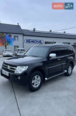 Позашляховик / Кросовер Mitsubishi Pajero 2007 в Білій Церкві