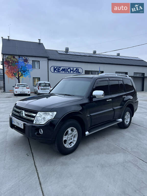 Mitsubishi Pajero 2007
